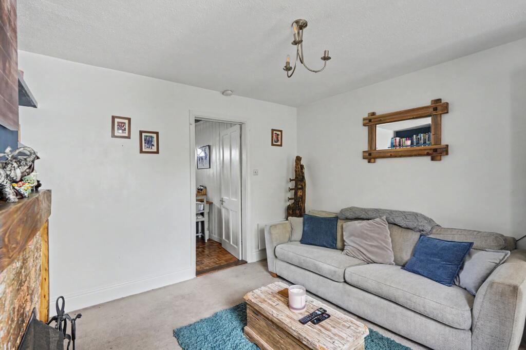 House in East Cambridgeshire, Ashley - More