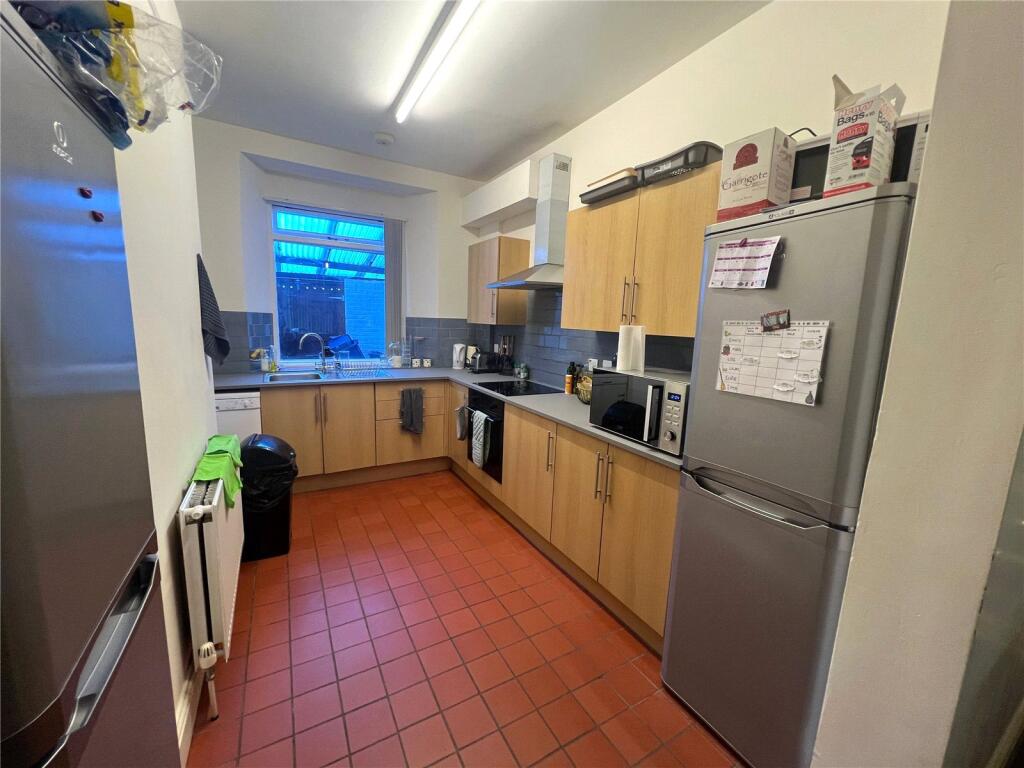 Caernarfon Road, Bangor, Gwynedd, LL57 photo 2
