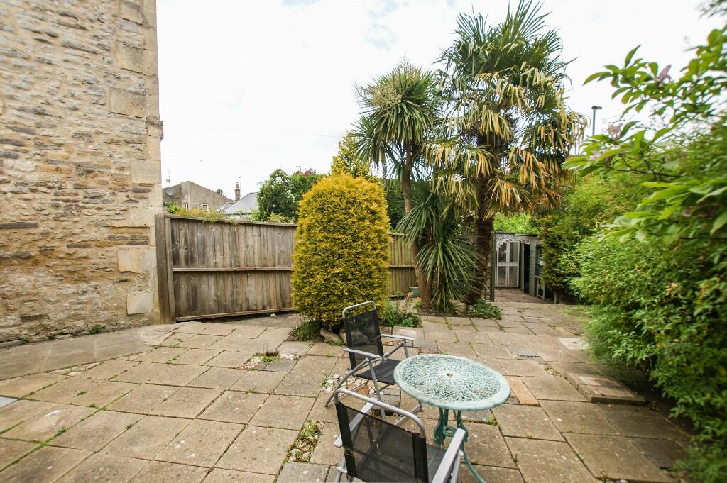 House in Bath - View 2