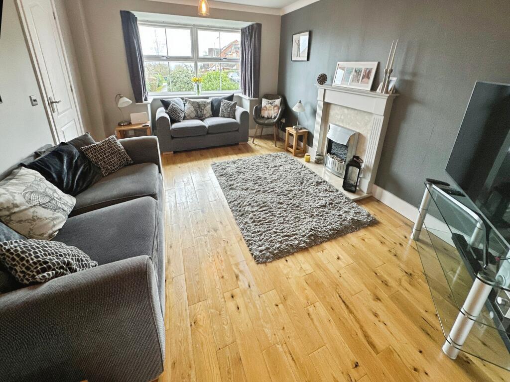 Aston Drive, Newhall, Swadlincote, Derbyshire, DE11 photo 3