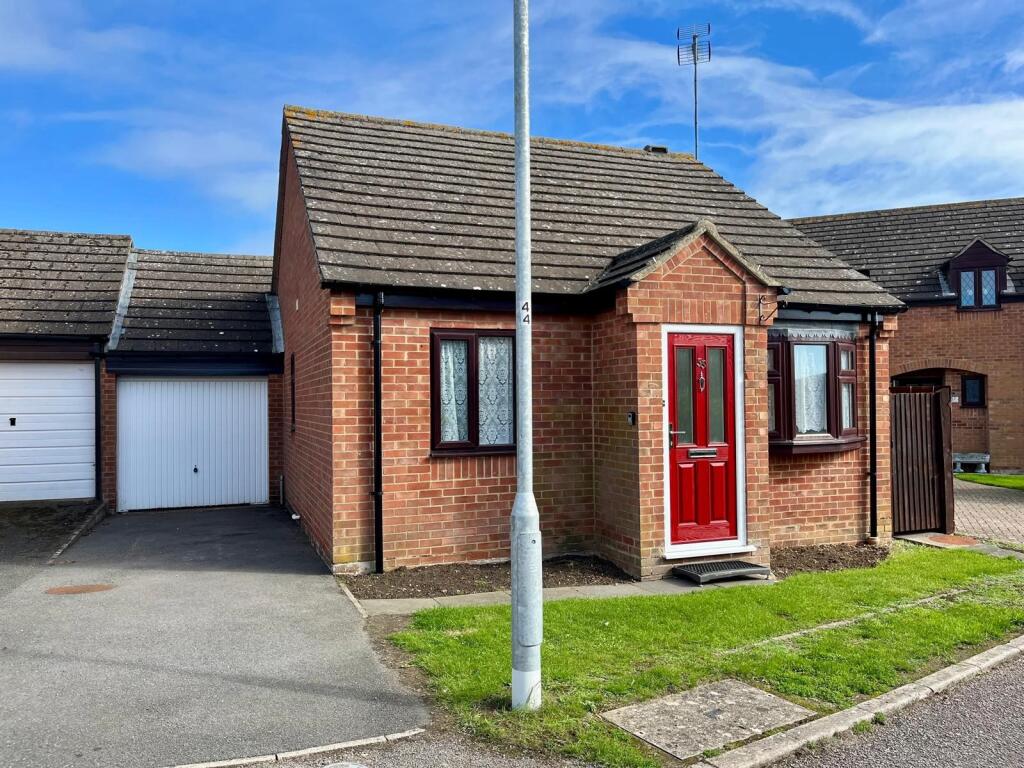 Main image of property: William Road, Long Buckby, NN6 7YS