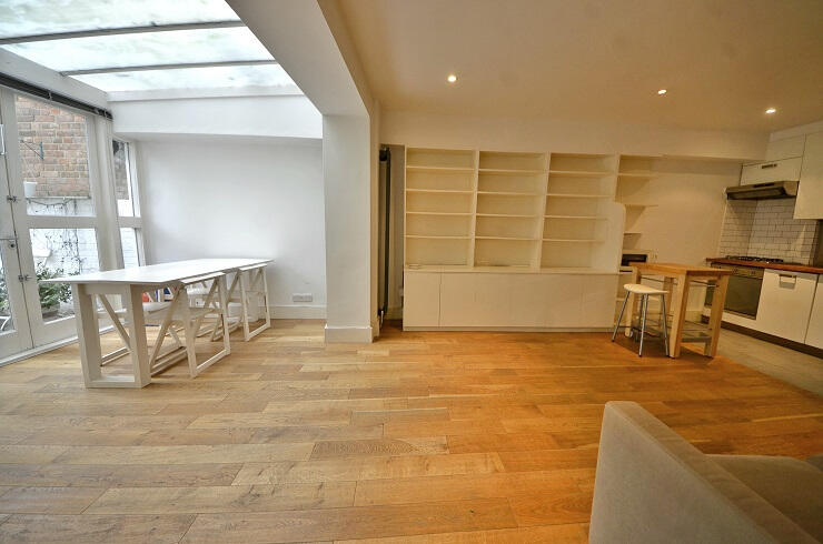 Apartment in London - View 3