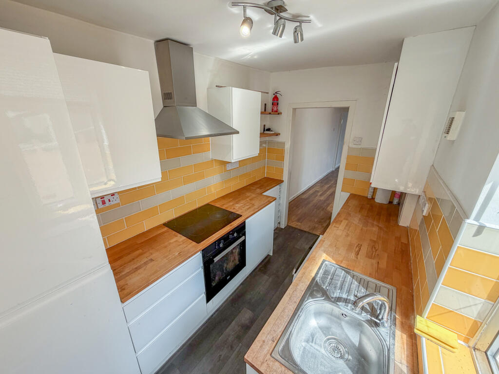 House in Stoke-on-Trent - View 5