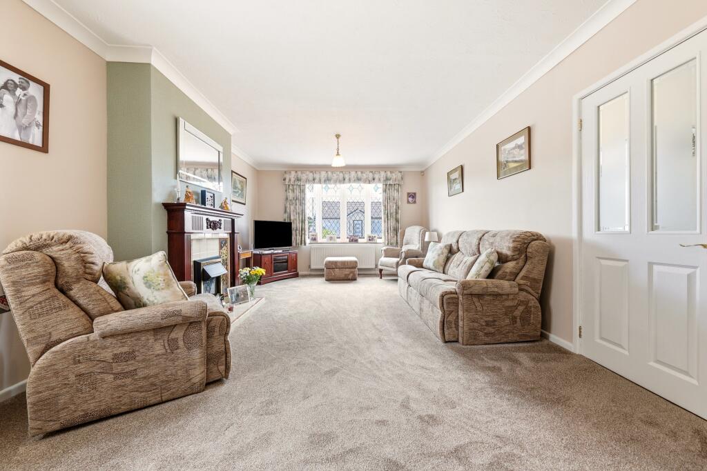 Greenmoor Crescent, Lofthouse,  photo 4