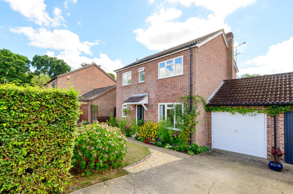 Main image of property: Lodge Vale, East Wellow, Romsey, Hampshire, SO51