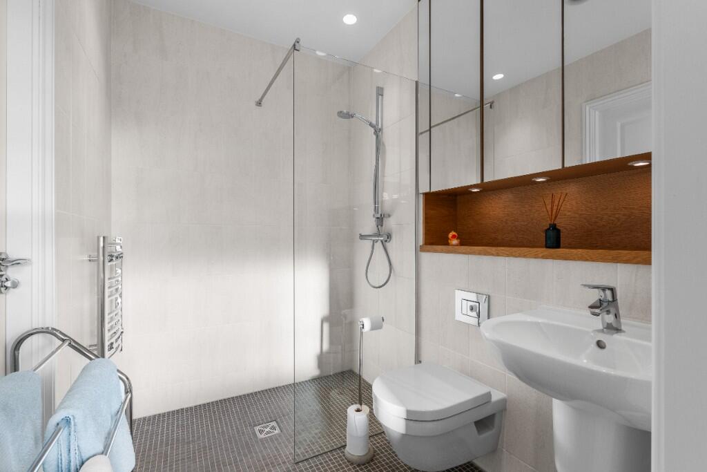 Additional image 16 of Larch Court, Great Alne Park Alcester, Warwickshire, B49