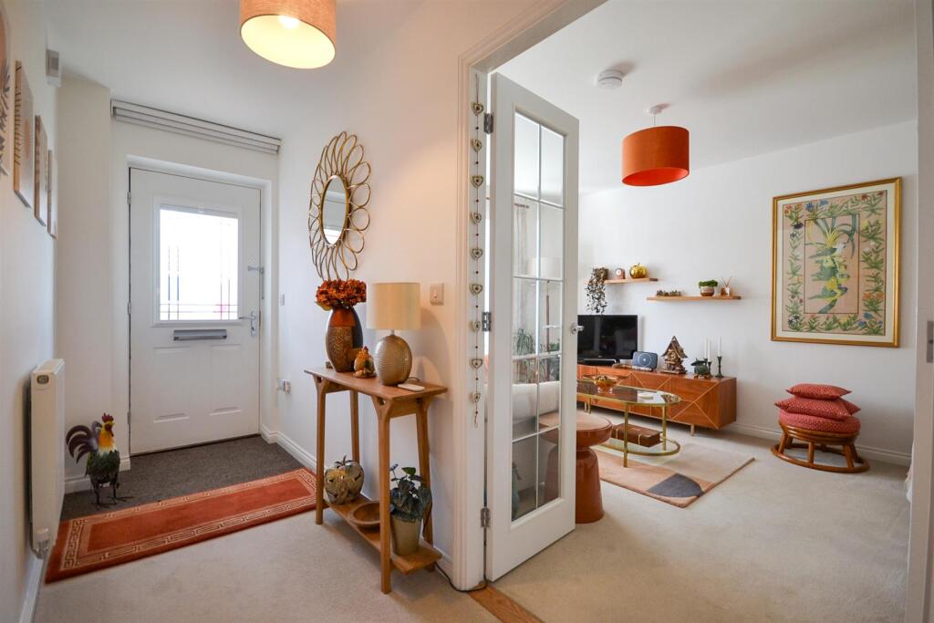 House in Newark and Sherwood, Bilsthorpe - More