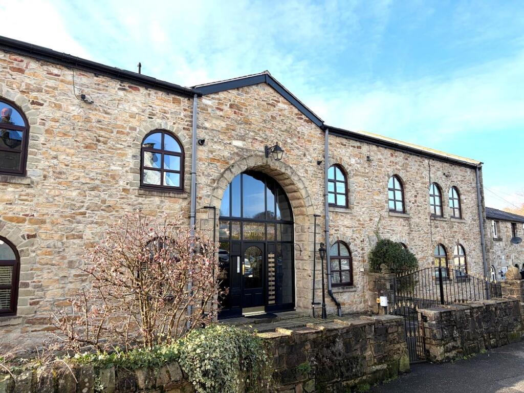 Main image of property: Victorian Lanterns, Summerseat