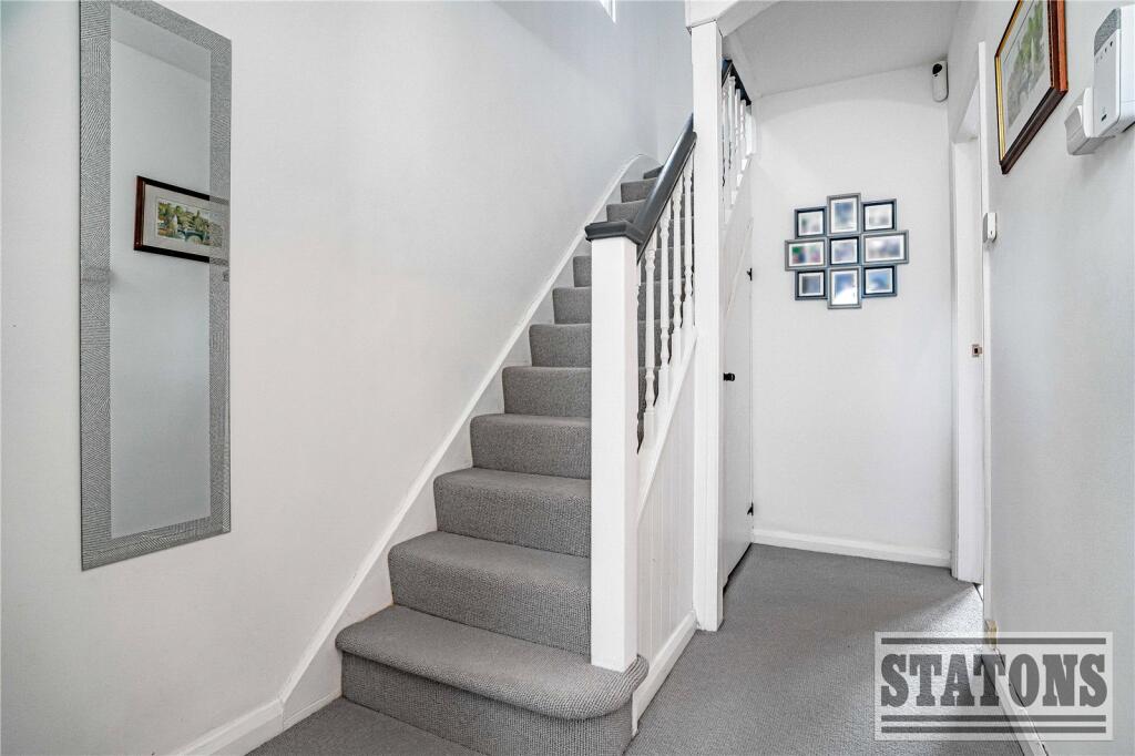 House in Enfield - View 2