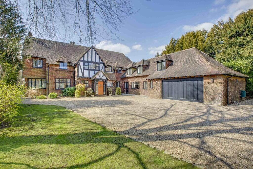 Main image of property: Burtons Way, Chalfont St Giles