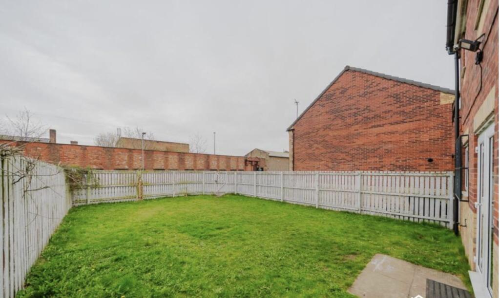 House in Sefton, Seaforth - View 4