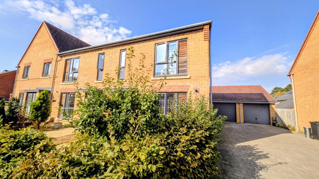 House in Guildford