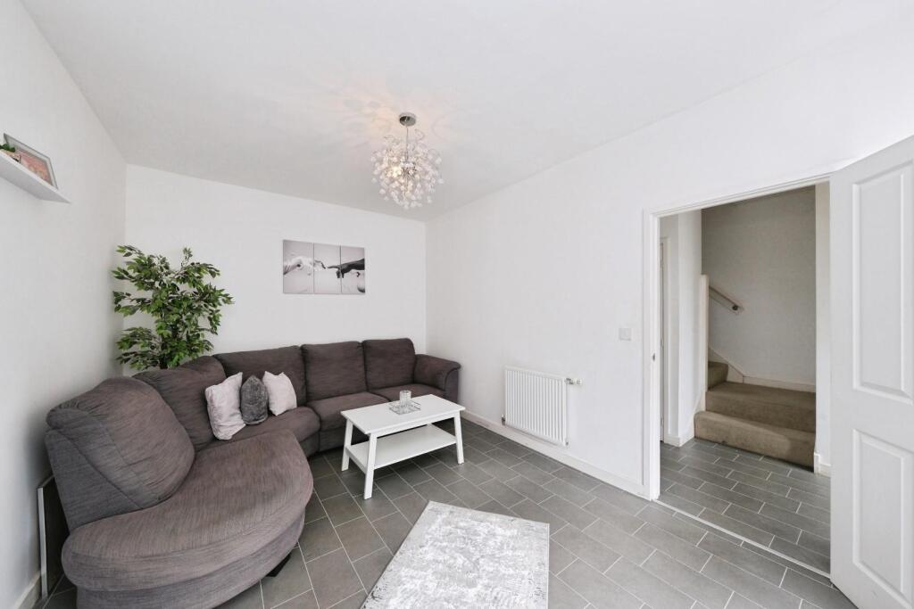 House in Sheffield - View 3