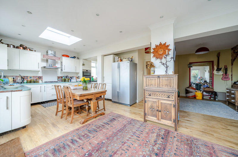 Domonic Drive,  New Eltham photo 3