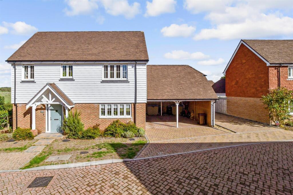 Main image of property: Fairfield Close, Tonbridge, Kent