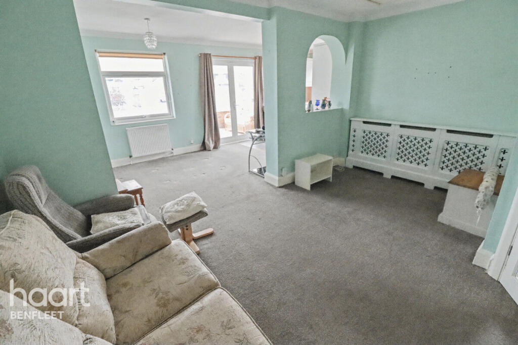 Philmead Road, Benfleet photo 3