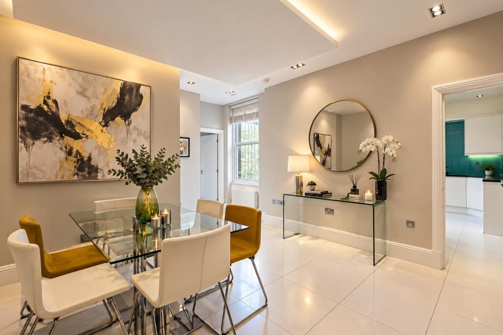 Hanover Gate Mansions, Park Road, Regent's Park, London photo 4