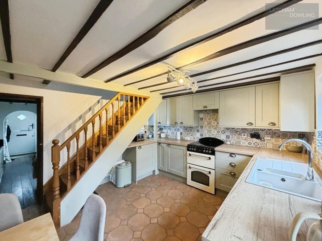 Waresley Road, Gamlingay photo 3