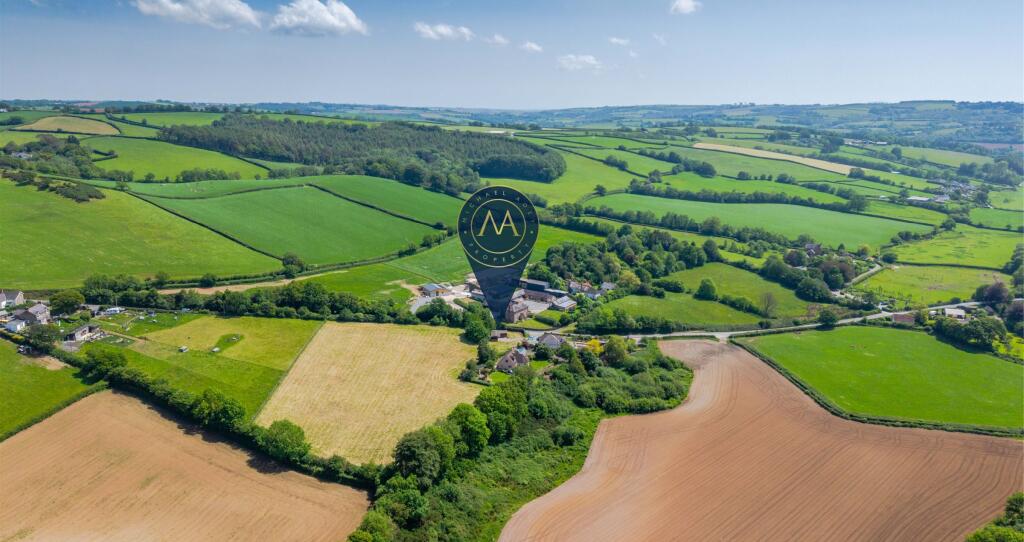 Main image of property: Land & Stables, Umberleigh