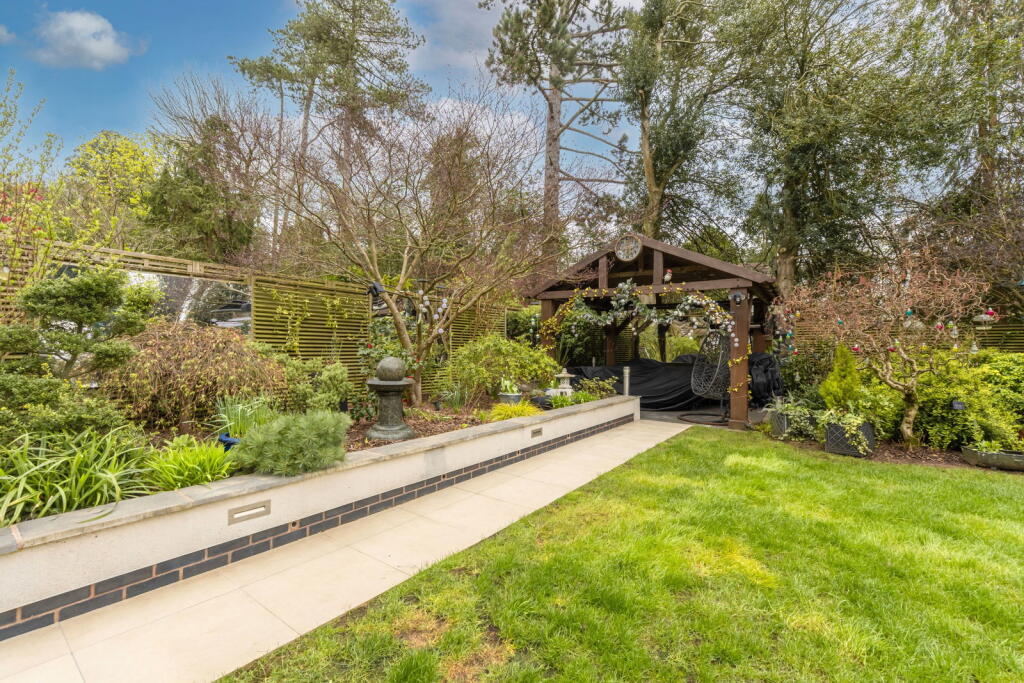 Additional image 50 of Merriemont Drive, Barnt Green, Birmingham, B45 8QZ