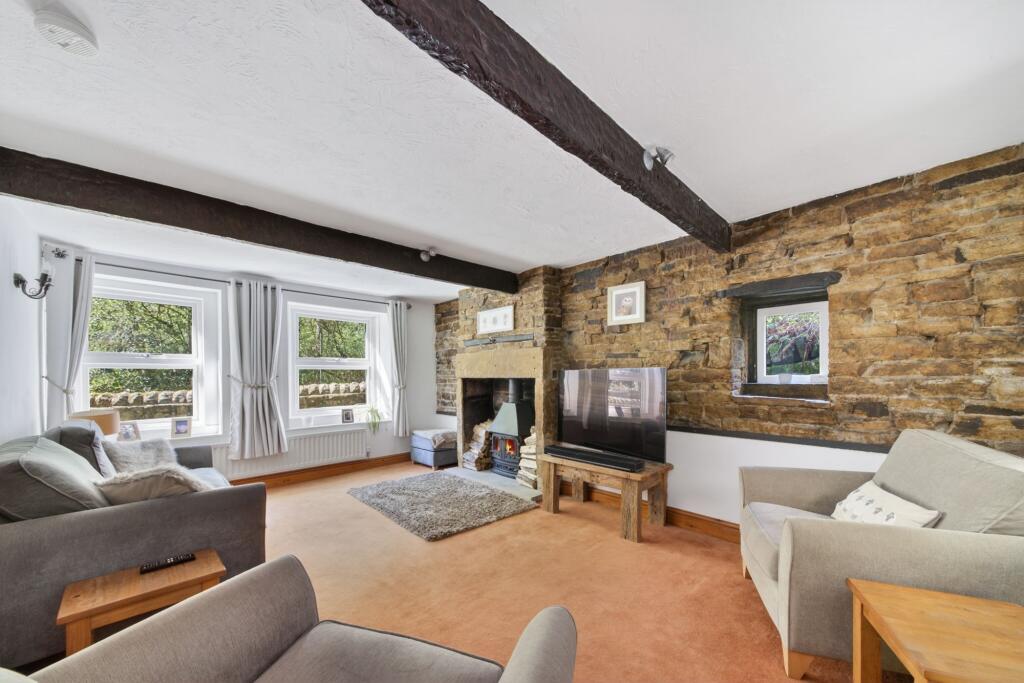 Swan Bank Lane, Holmfirth, HD9 photo 3