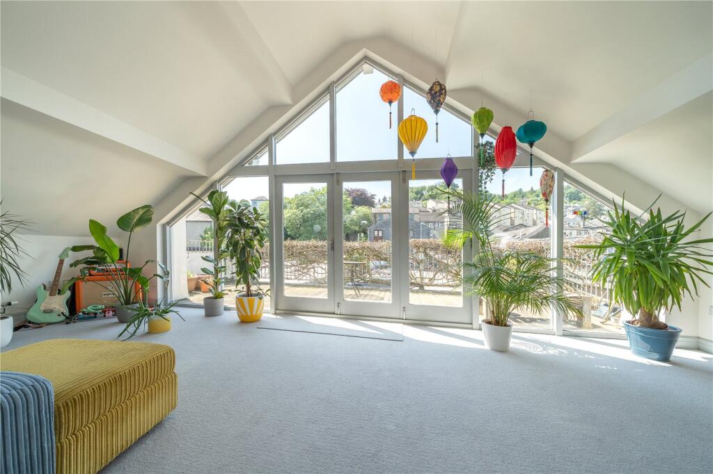 Low Fellside, Kendal, Cumbria, LA9 photo 4