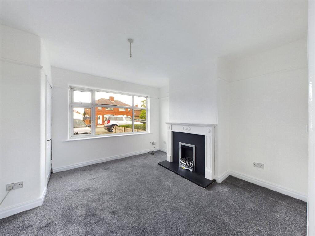 Cliftonville Road, Woolston, Warrington, WA1 photo 2