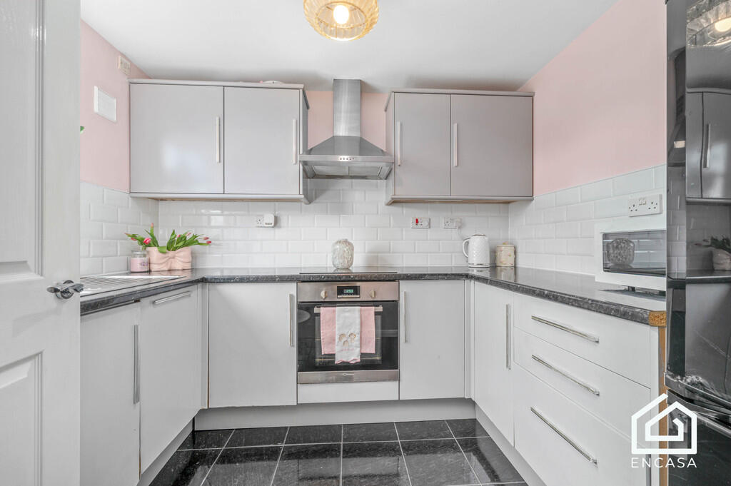 Lark Close, Birmingham photo 4