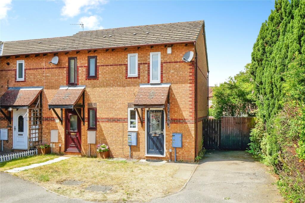 Main image of property: Spruce Drive, Bicester, Oxfordshire, OX26