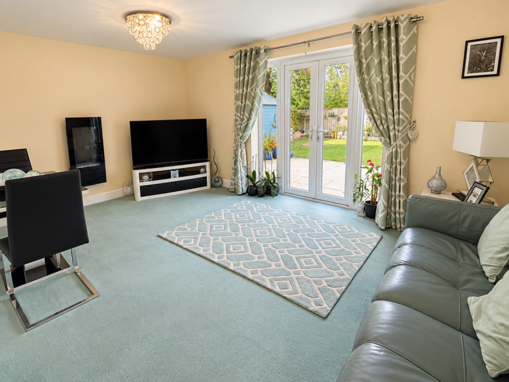 Burnham Road, Wythall, Birmingham, B47 6AS photo 5