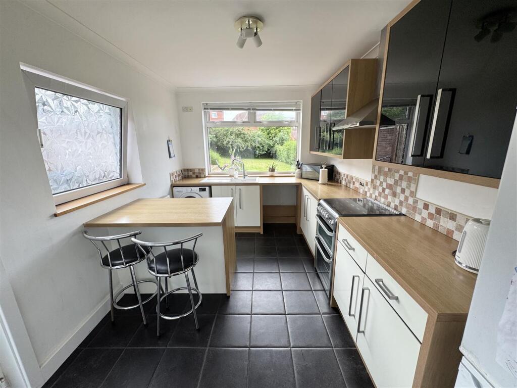 Norbury Drive, Mansfield - View 5