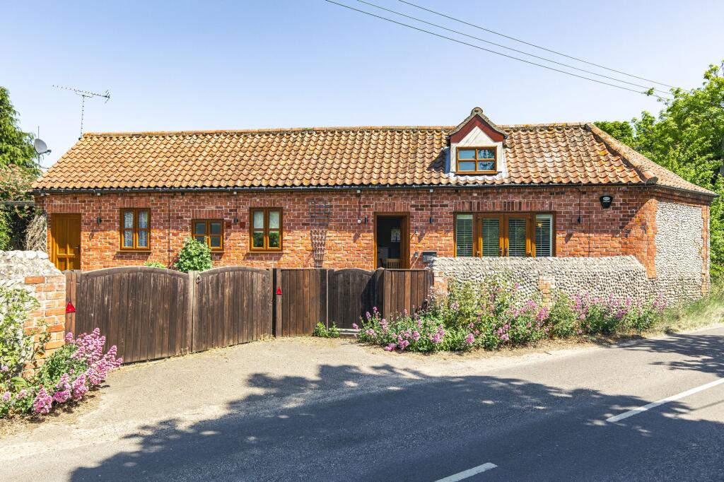 Main image of property: Stiffkey