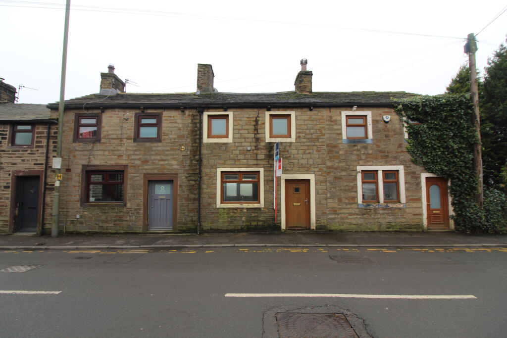 Main image of property: 10 Burnley Road, Briercliffe, Burnley, Lancashire BB10 2JJ