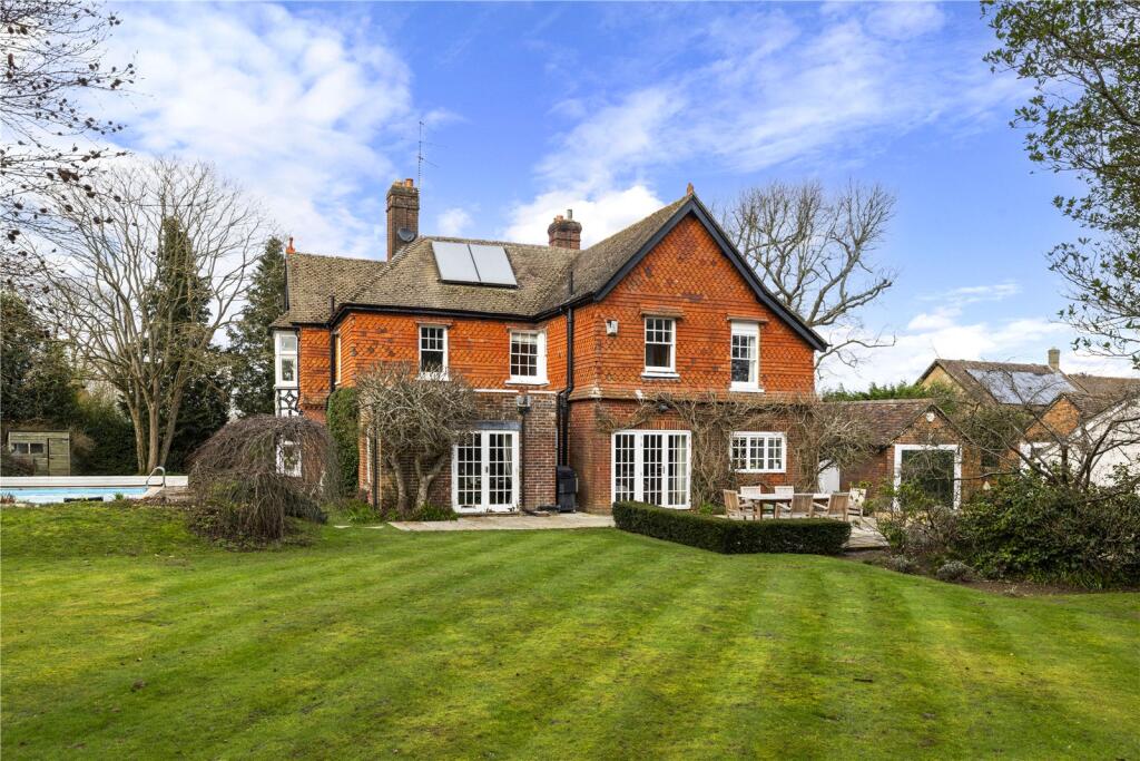 Main image of property: George Eliot Close, Witley, Godalming, Surrey, GU8