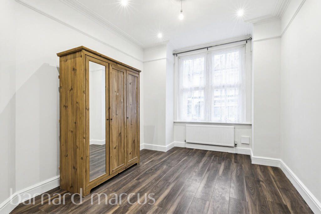 Main image of property: Idlecombe, London