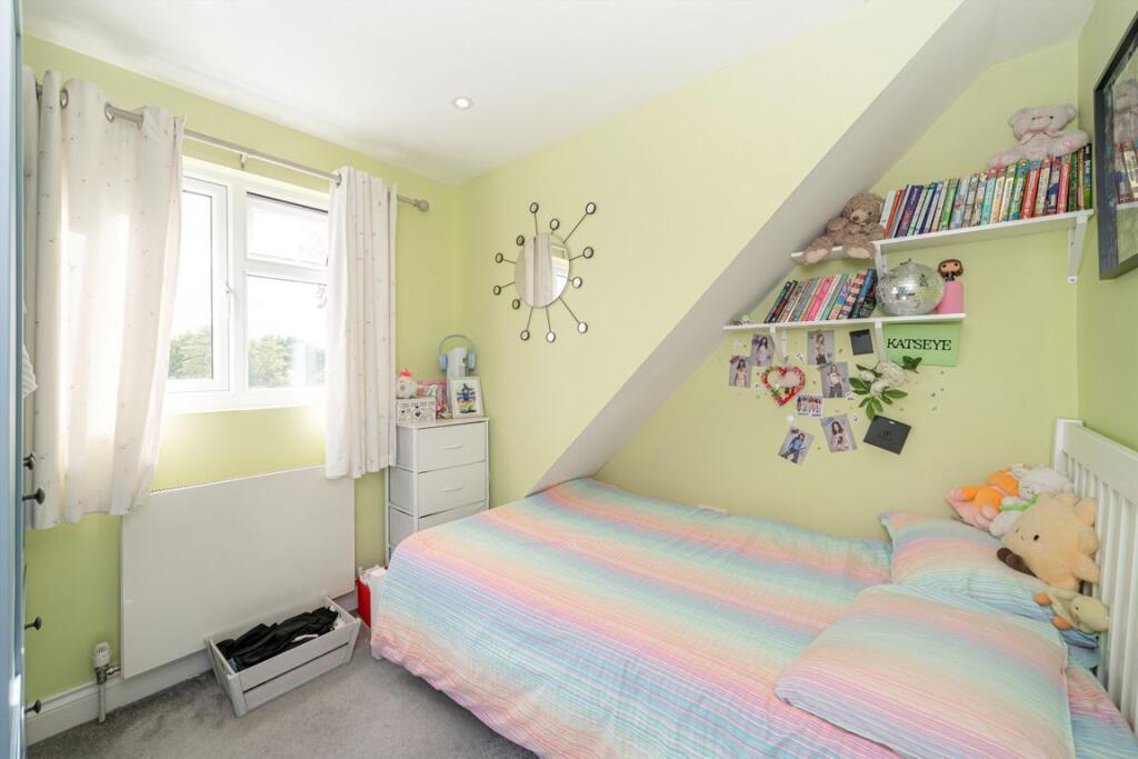 House in Twickenham - View 5