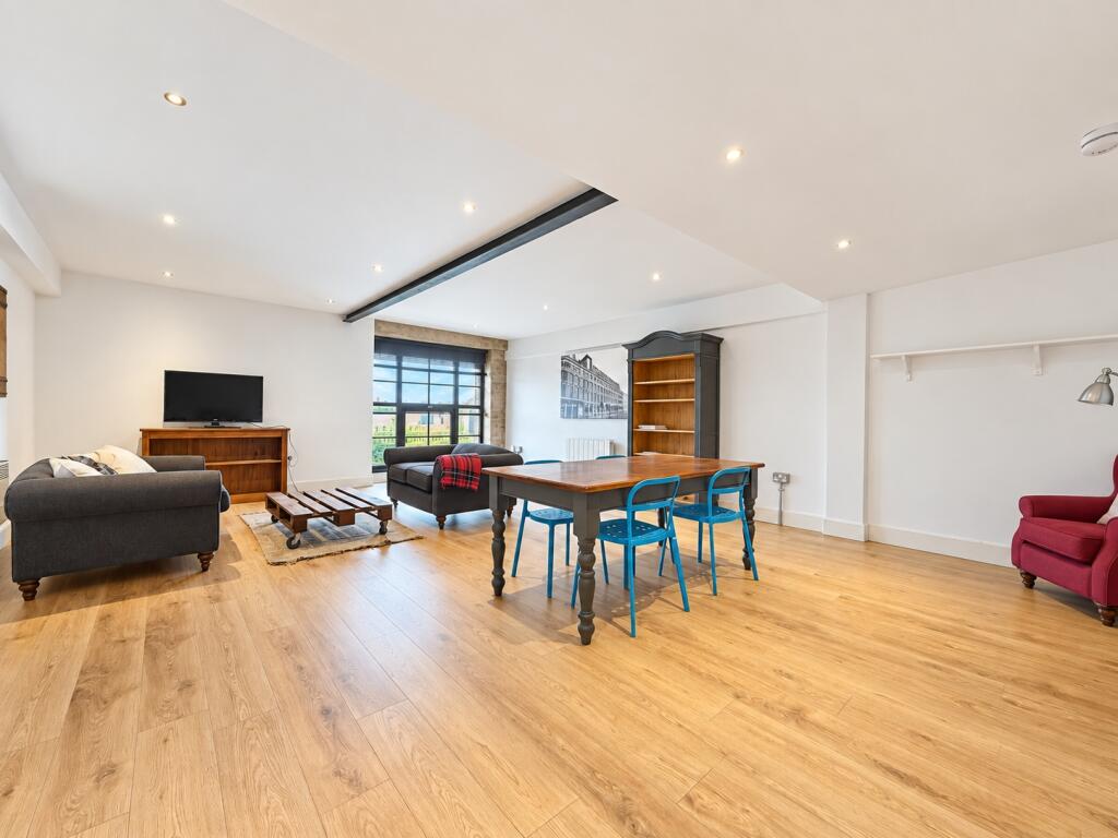 Main image of property: Crispin Lofts, New York Road, Leeds, West Yorkshire, LS2