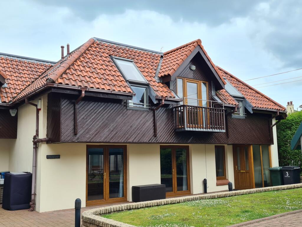 Main image of property: Cammo Walk, Cammo, EH4