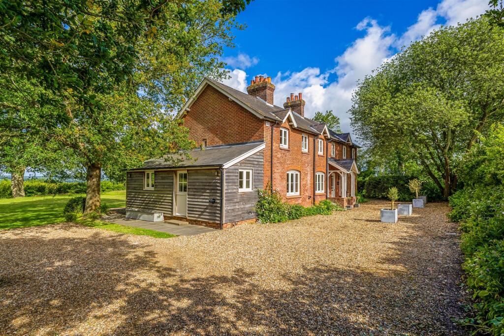 Main image of property: Selborne Road