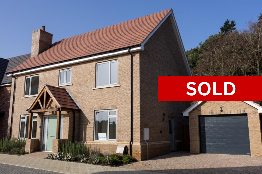 Main image of property: CHEQUER TREE WAY,
Maulden,
MK45 2PW
