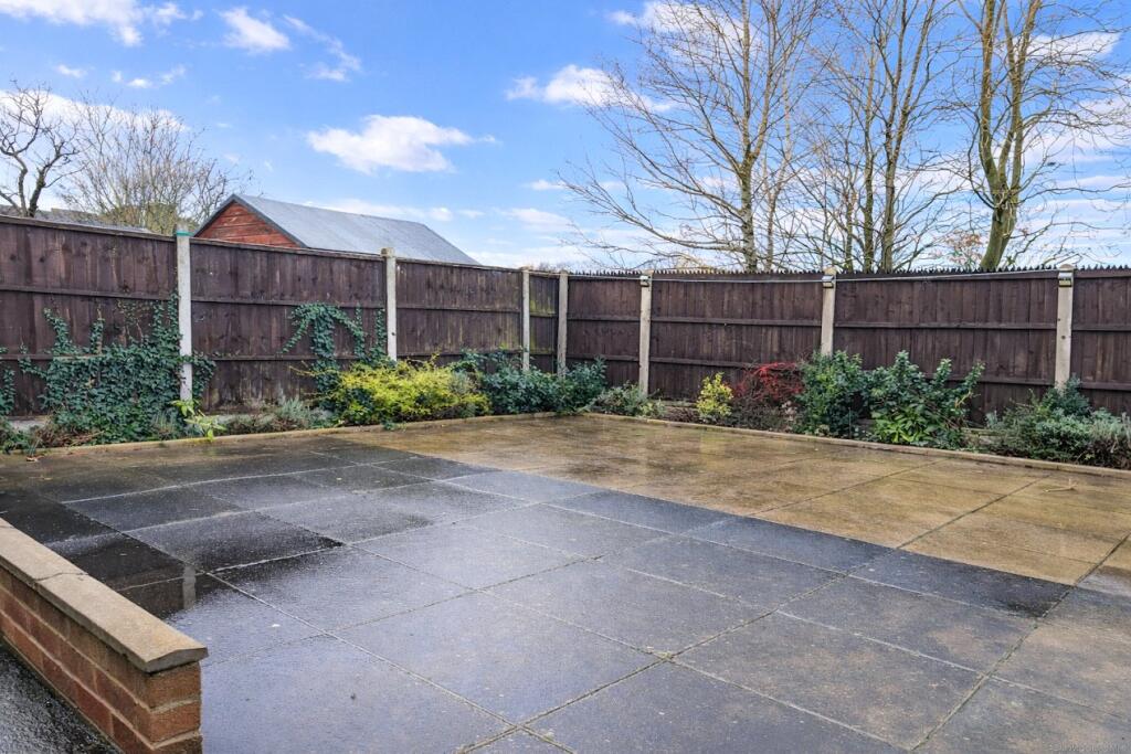 Deanside Drive, LOUGHBOROUGH, Leicestershire, LE11 photo 4