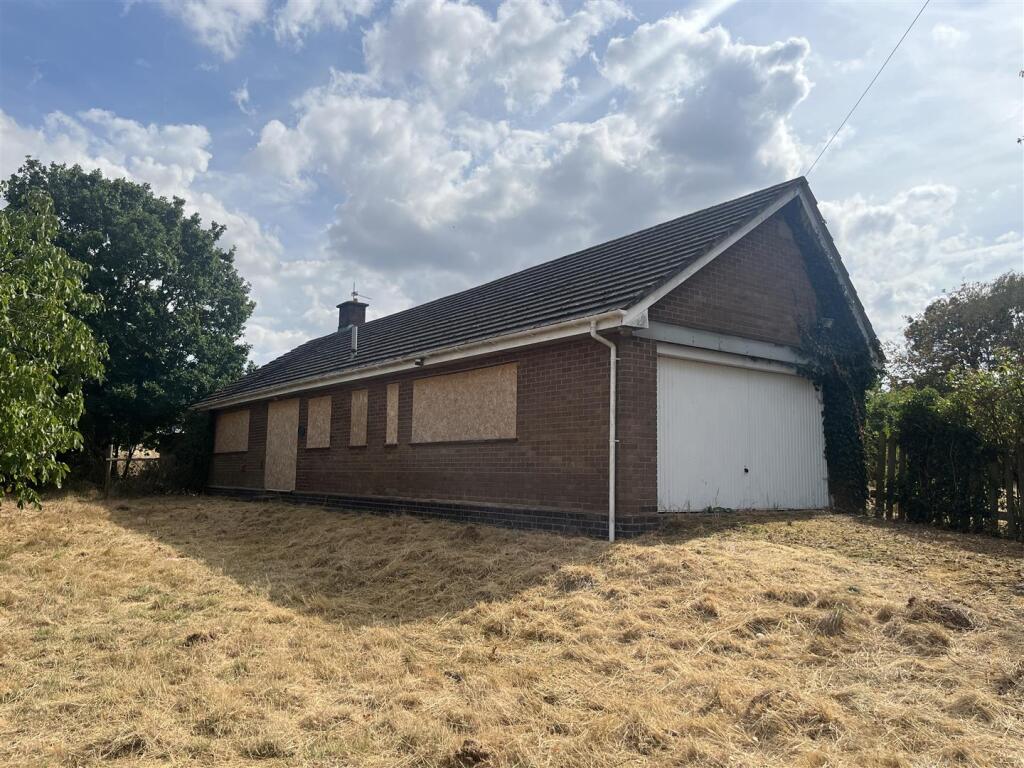 Main image of property: Syerscote Lane, Wigginton, Tamworth