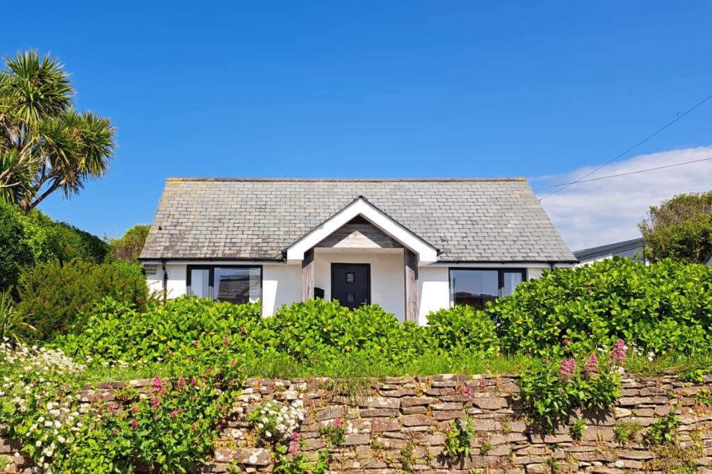 3-bed house on Engollan, St. Merryn, PL28, £590,000