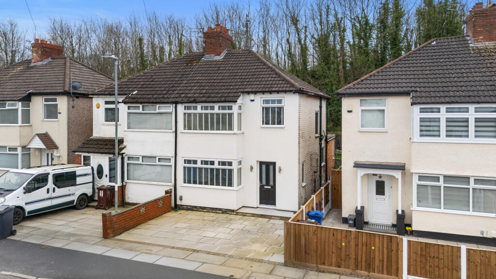 Main image of property: Malvern Avenue, Huyton, Liverpool, Merseyside, L14