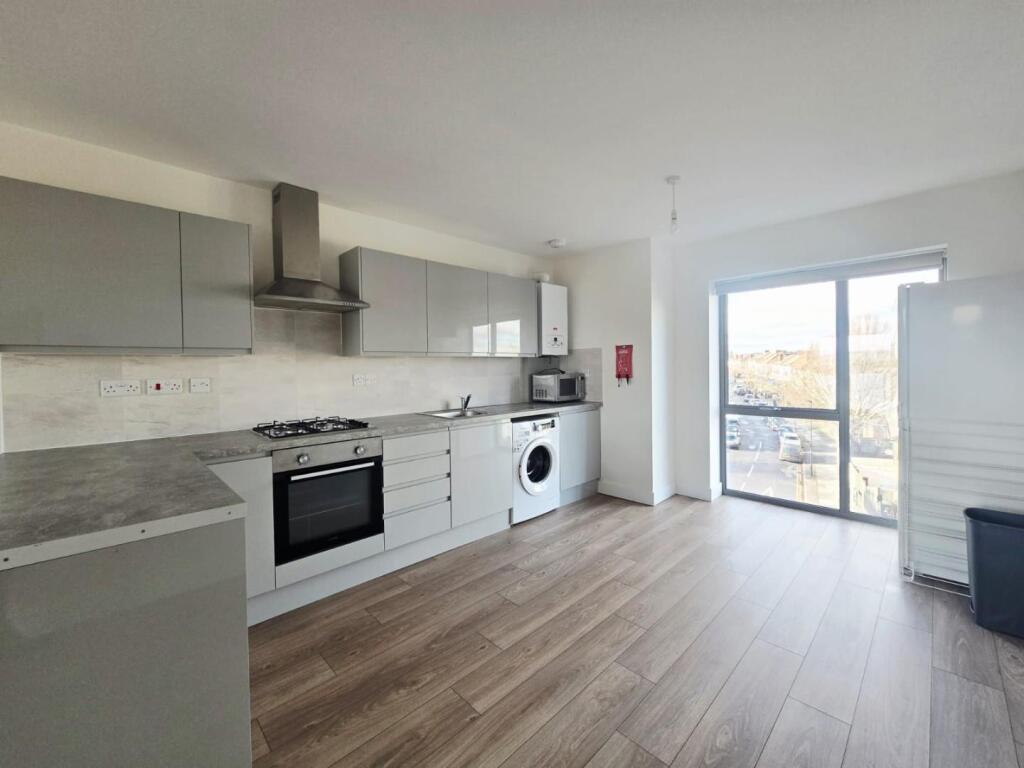 Main image of property: Hertford Road, EN3