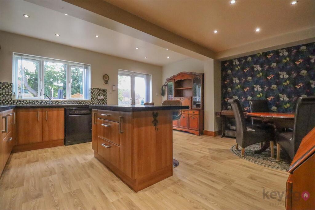 House in Sheffield - View 4