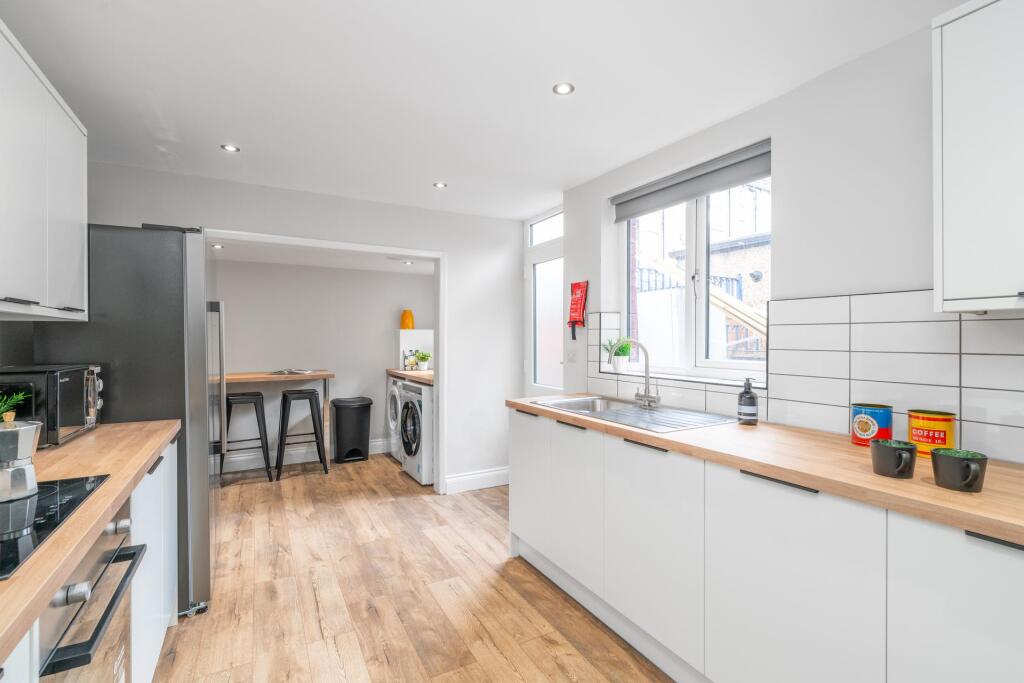 House in Leeds - View 5