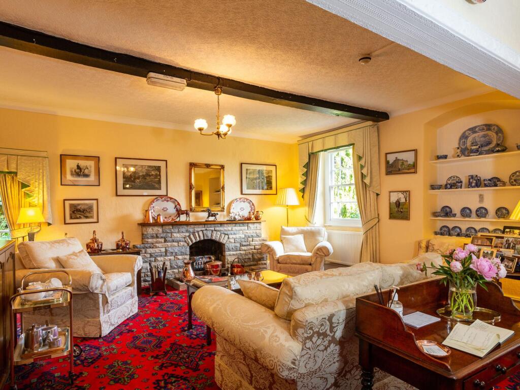 Brick House Country Guest House, North Row, Magor, Newport, NP26 3DX photo 2