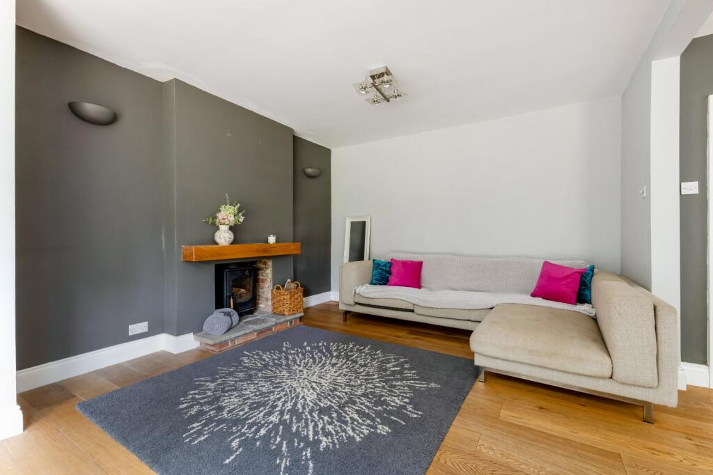 House in Guildford - View 4