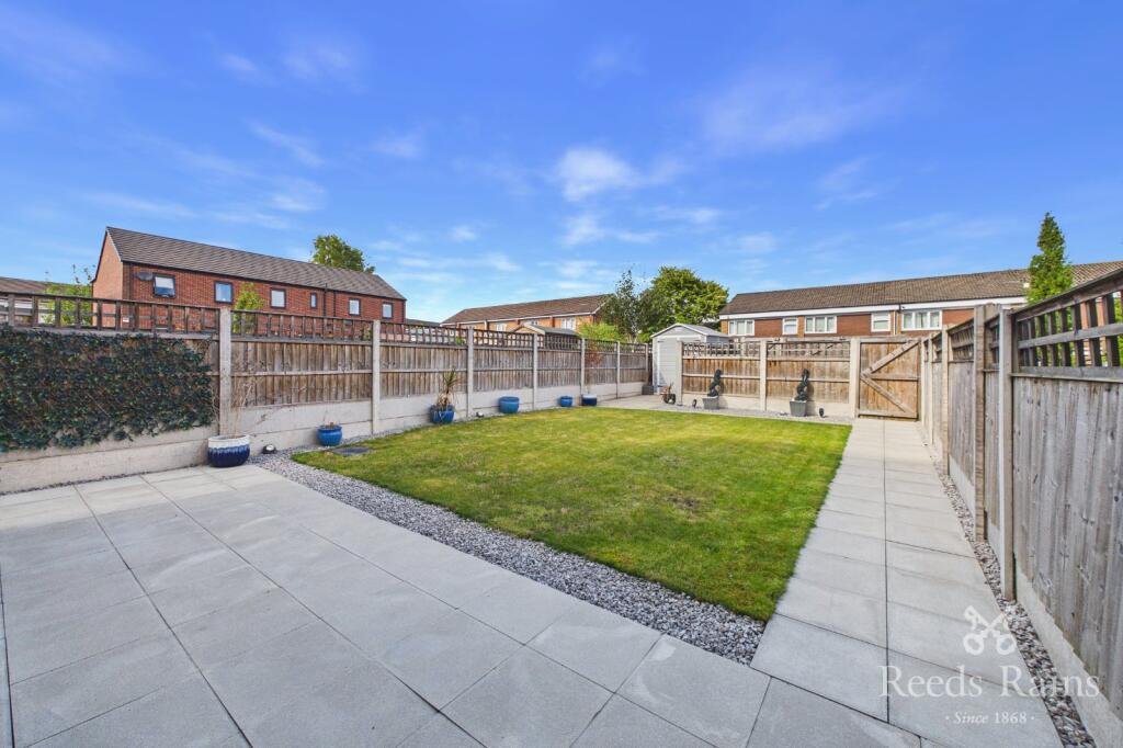 House in Manchester - More